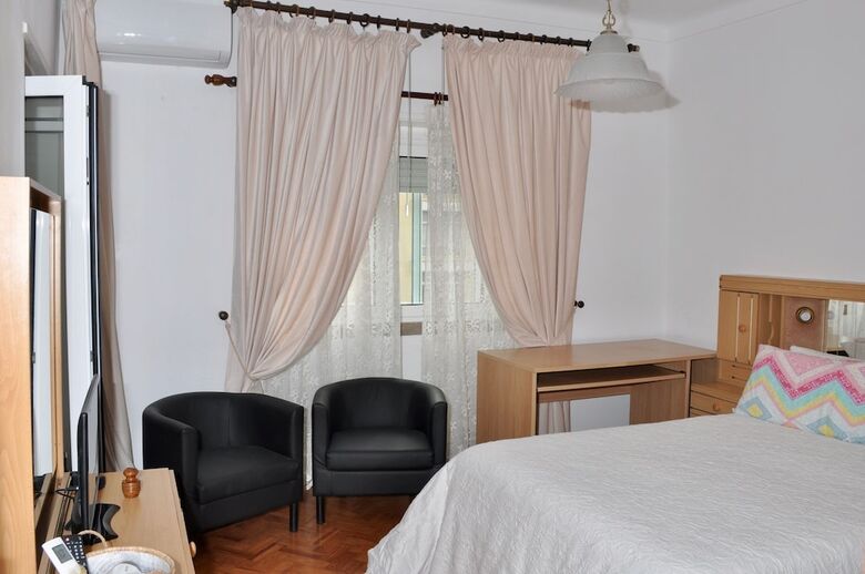 Mary Apartments