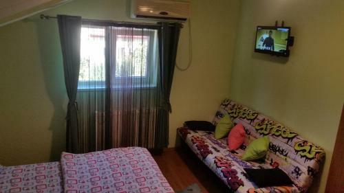 Georgiana Apartments