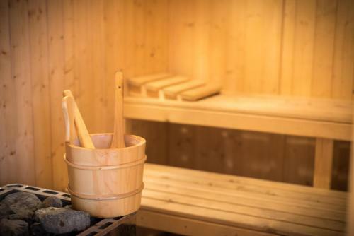 Hostal Chalet Les Moineaux Chambres D'h�tes