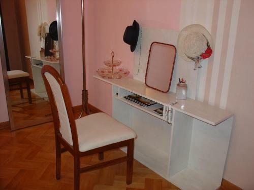 Two-bedroom Apartment Near The Station
