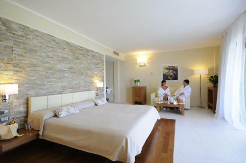 Hotel Del Faro - Pugnochiuso Resort