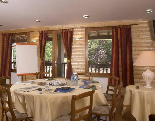 Hotel Au Pont De Raffiny