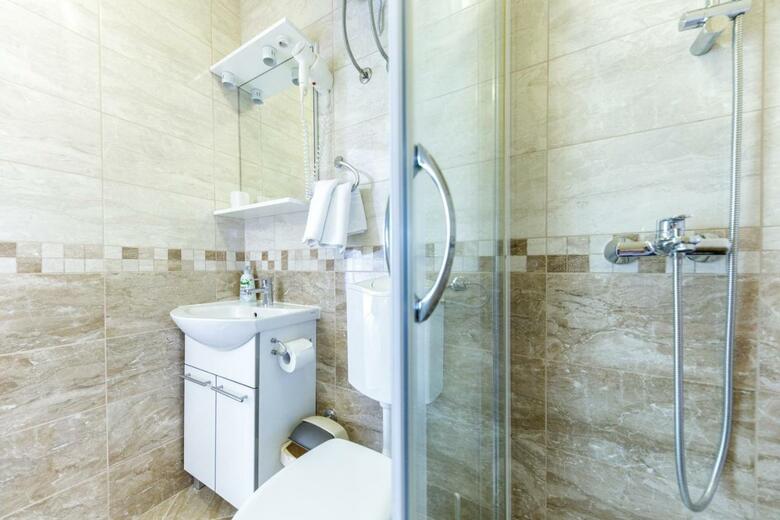 Residencia Guesthouse Anica