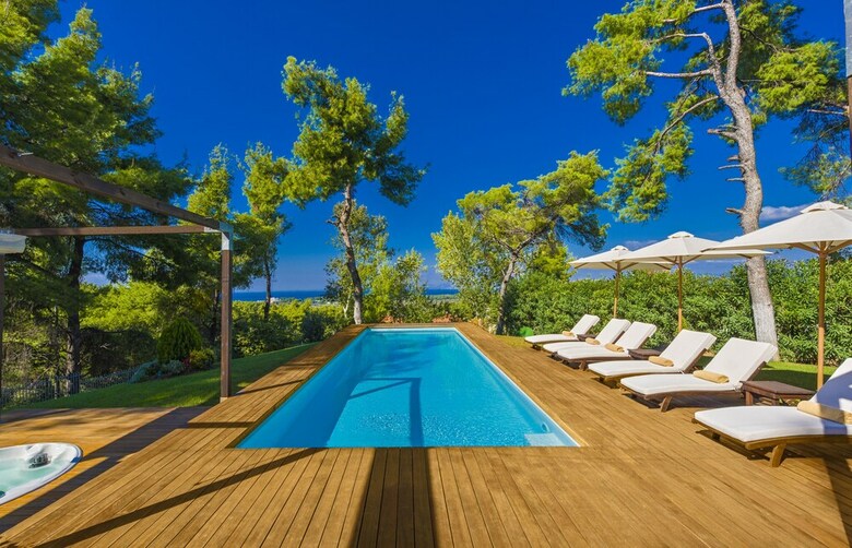 The White Villa At Sani