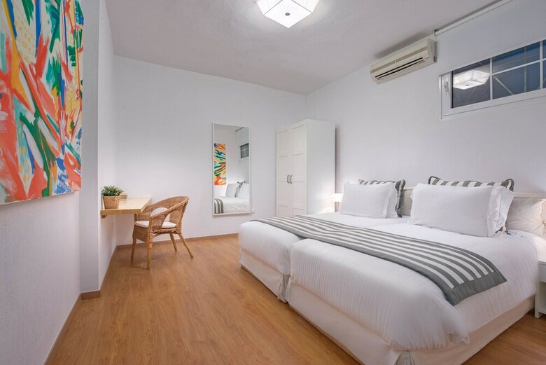 The White Villa At Sani