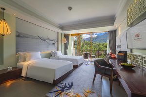 Angsana Lang Co Hotel & Resort