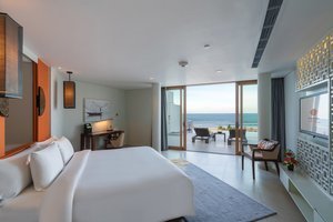Angsana Lang Co Hotel & Resort