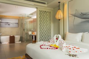Angsana Lang Co Hotel & Resort