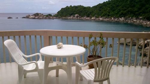Hin Wong Apartments Dive & Snorkel Resort