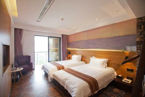 Aizhu Boutique Theme Hotel