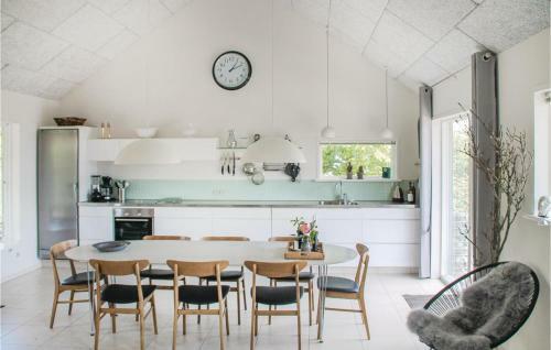 Holiday Home B�rkop With Fireplace 12