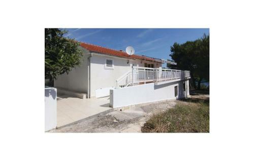 Holiday Home Vrboska With Fireplace 06