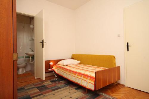 Hostal Triple Room Baska Voda 6748b
