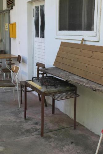Hostal Triple Room Baska Voda 6748b