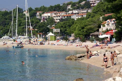 Hostal Triple Room Brela 2752a