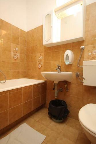 Hostal Twin Room Milna 555b