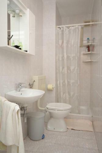 Hostal Double Room Medveja 7775c