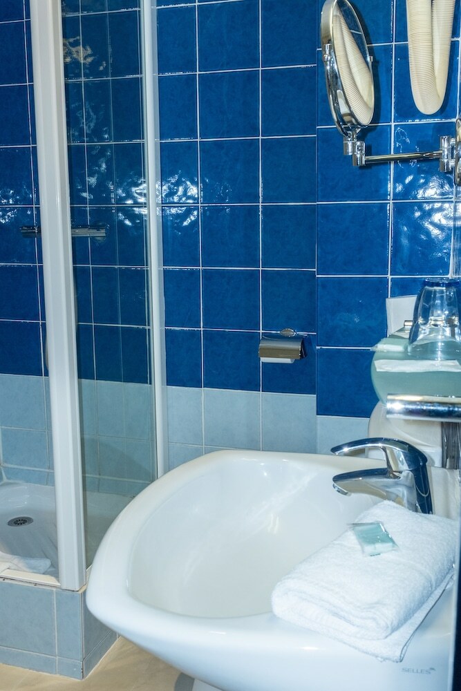 Hostal Antares