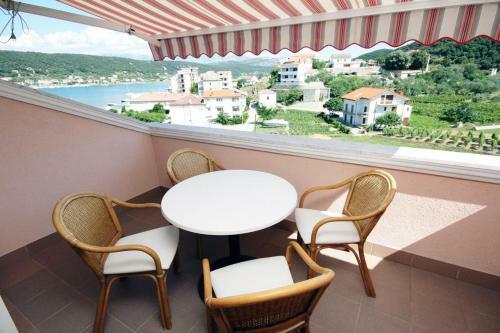 Hostal Double Room Supetarska Draga - Donja 5033a