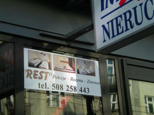 Hostal Rest- Pokoje Z ?azienkami