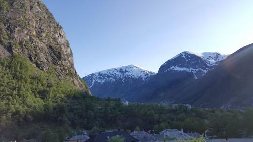 Apartamento Trolltunga Guesthouse