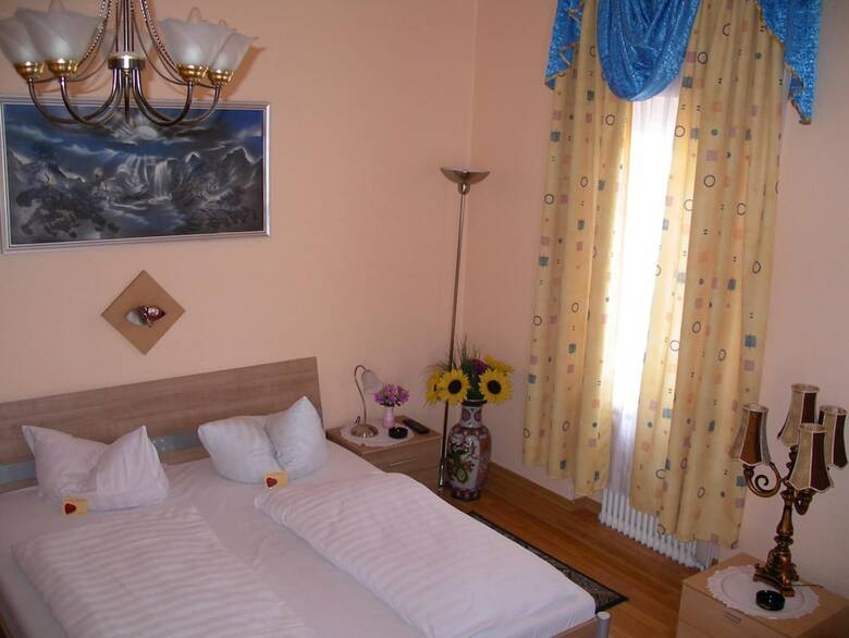 Hotel Garni Djaran