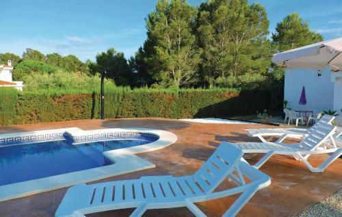 Holiday Home Sant Jordi D'alfama 09