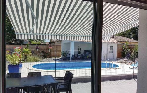 Holiday Home Le Pizou 02