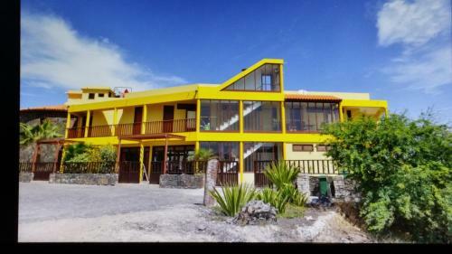 Hostal Pousada Montecara