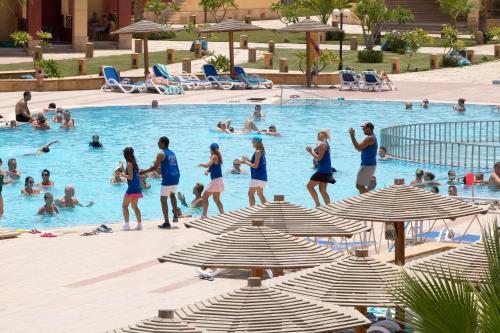 Hotel Royal Tulip Beach Resort