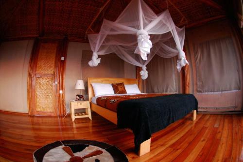 Marafiki Safari Lodge
