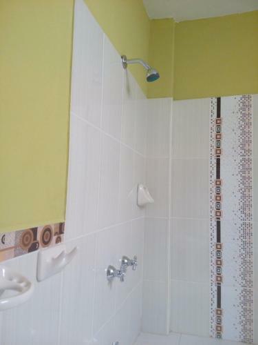 Hostal Alojamiento "selva Del Sol"