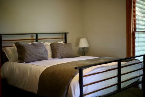 Hostal Pelton Guest House
