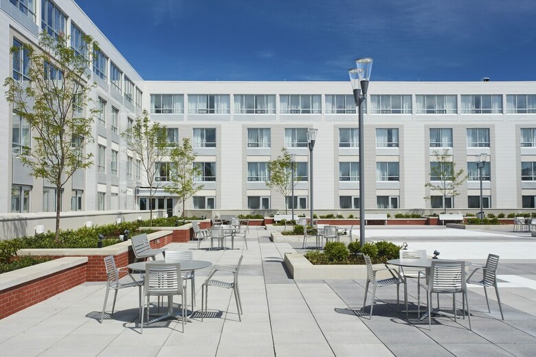 Hotel Courtyard By Marriott Erie Bayfront