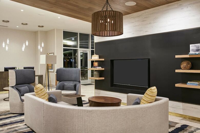 Hotel Courtyard By Marriott Erie Bayfront
