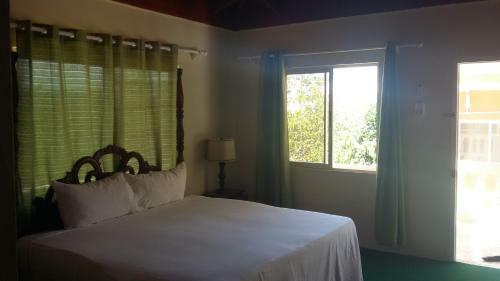 Hostal South Sea View Guest House