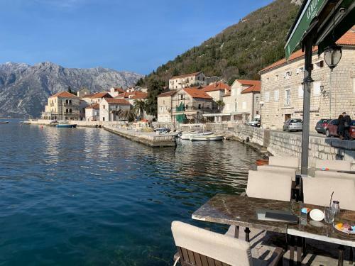 Villa Perast Apartments
