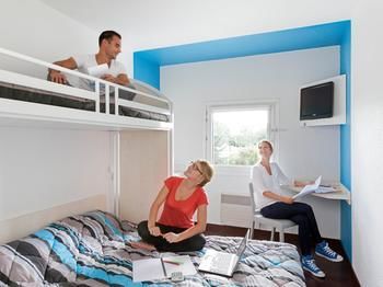 Hotelf1 Lille Mons En Baroeul