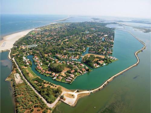 Holiday Home Albarella Ro 8