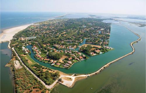 Holiday Home Albarella Ro 10