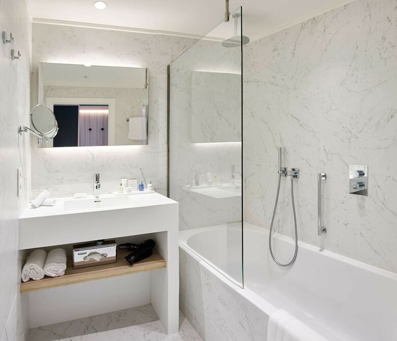 Radisson Blu Balmoral Hotel, Spa