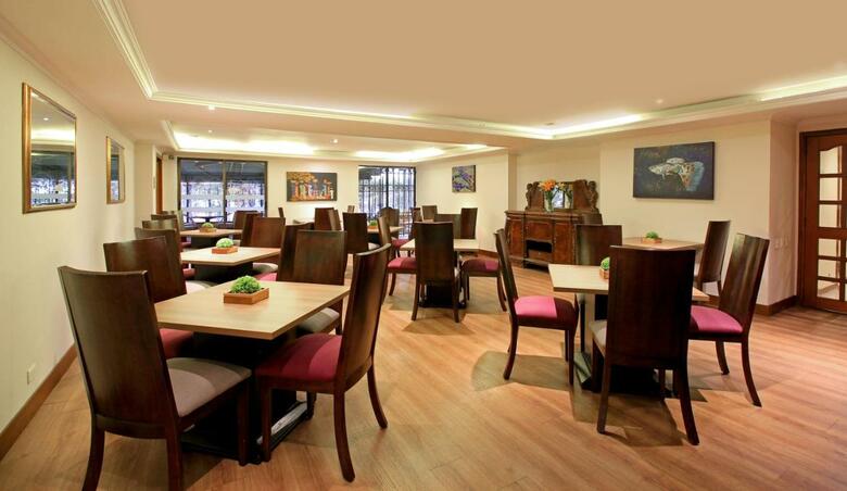 Hotel Windsor House Inn By Geh Suites