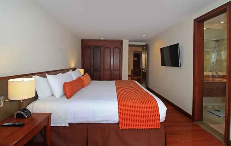 Hotel Windsor House Inn By Geh Suites