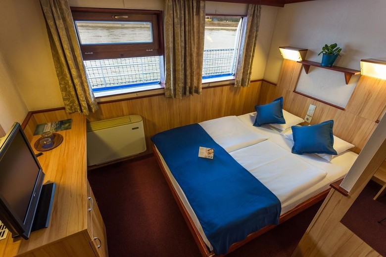 Boat Hotel Fortuna