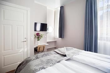 Residencia Domus Guesthouse