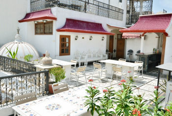 Hotel Bajaj Indian Home Stay