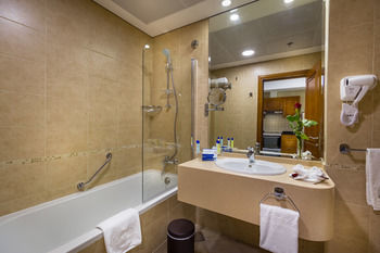 Apartamento Roda Metha Suites