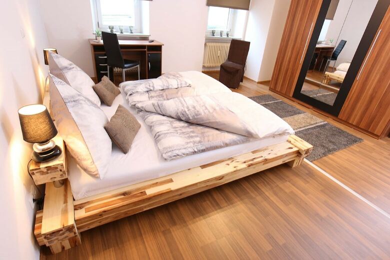 Hostal Pension Leonardo