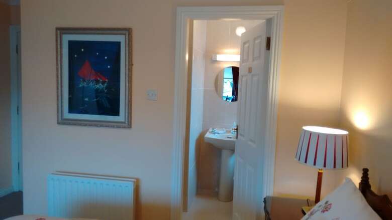 Corrib View Farm Country Bed & Breakast
