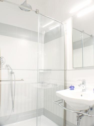 Residencia Alex House
